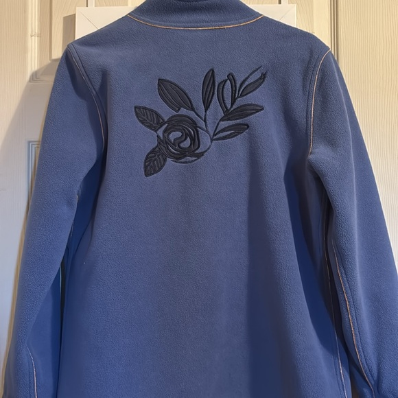 Susan Graver Style Fleece - Picture 5 of 5